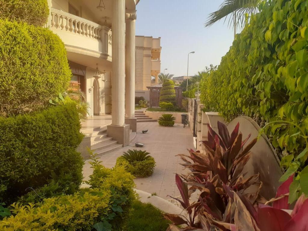 Super Luxurious Villa With Large Landscape Areas Cairo Exterior foto