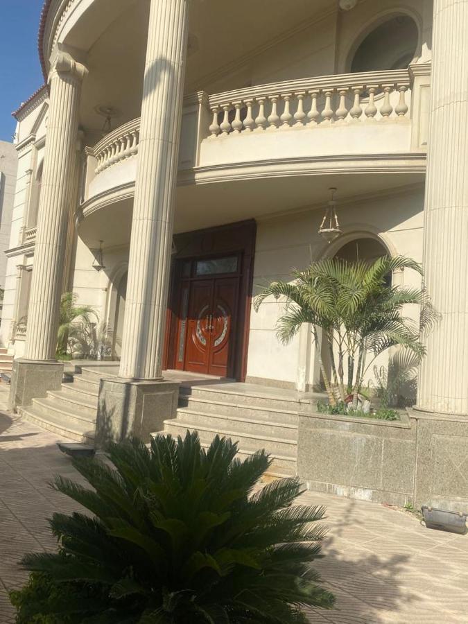 Super Luxurious Villa With Large Landscape Areas Cairo Exterior foto